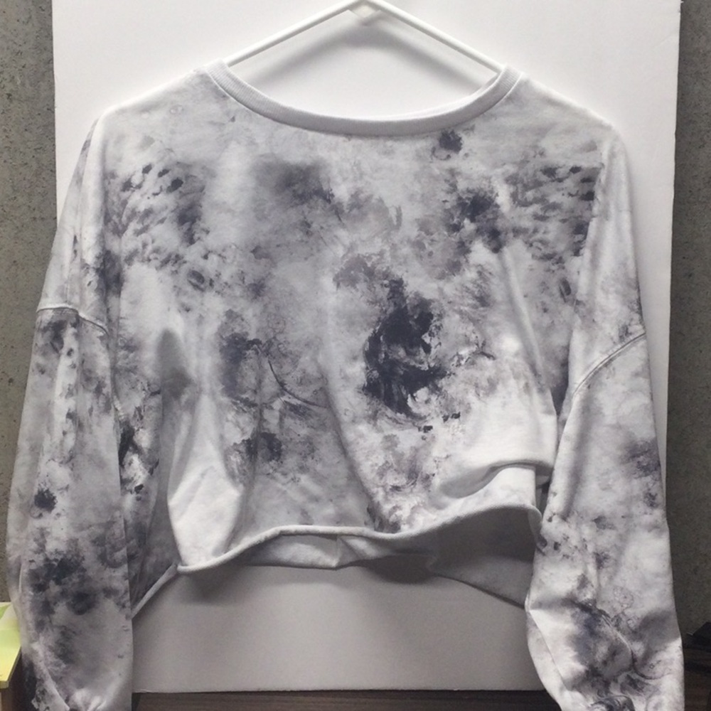 Woman’s small cropped marble sweater